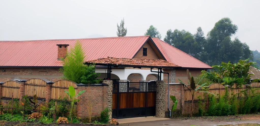 Urugano Virunga Palace Nyarugina Exterior foto